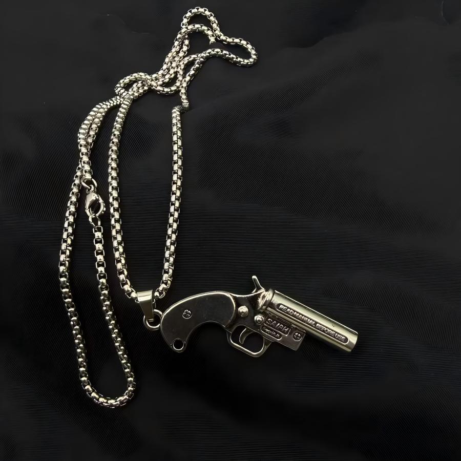 Hip-hop titanium steel necklace for men, gun-shaped pendant, trendy personality, light luxury niche design accessory