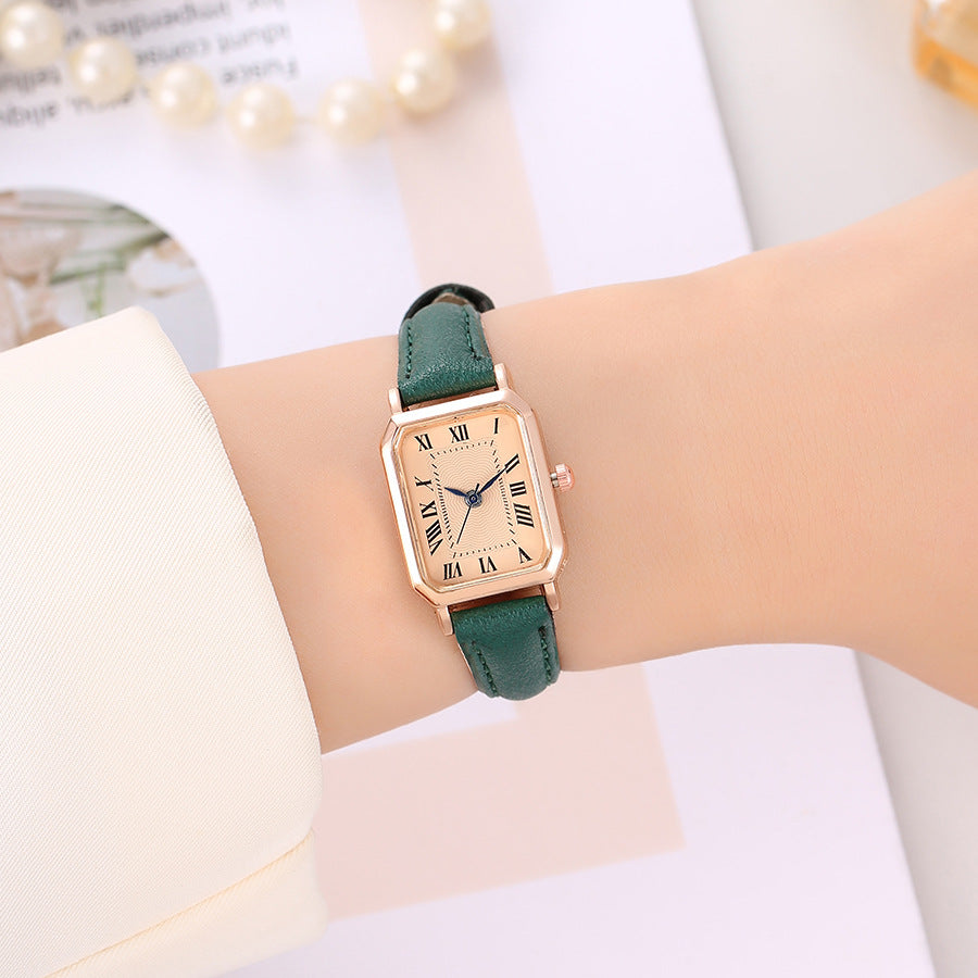 New light luxury temperament retro fashion classic women's watch square Roman numerals women's quartz watch manufacturer