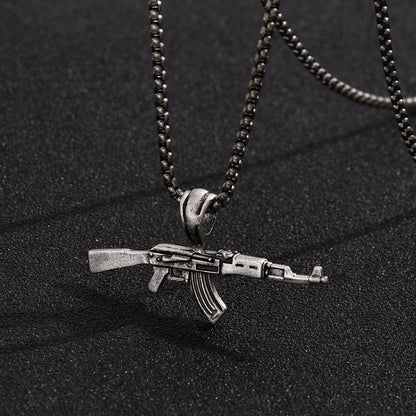 European and American retro men's clothing accessories, necklaces, necklaces, AK47 gun pendants, fashion accessories, can be sent in one piece