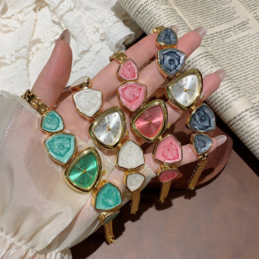 Cross-border foreign trade new women's watches irregular dial niche light luxury fashion creative bracelet quartz watch