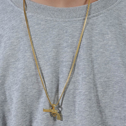 European and American retro men's clothing accessories, necklaces, necklaces, AK47 gun pendants, fashion accessories, can be sent in one piece