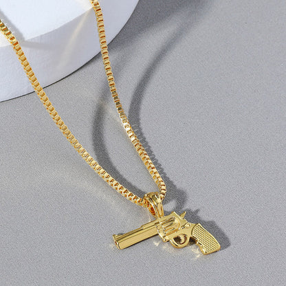 European and American retro men's clothing accessories, necklaces, necklaces, AK47 gun pendants, fashion accessories, can be sent in one piece