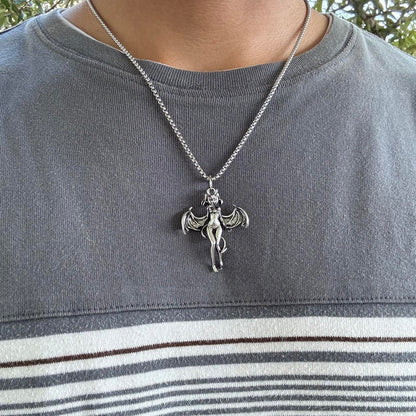 LADY WINGS NECKLACE