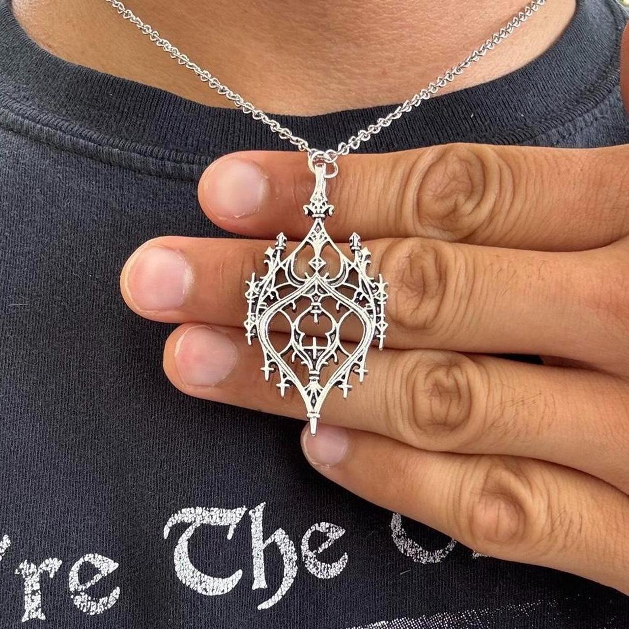 CASTLE NECKLACE