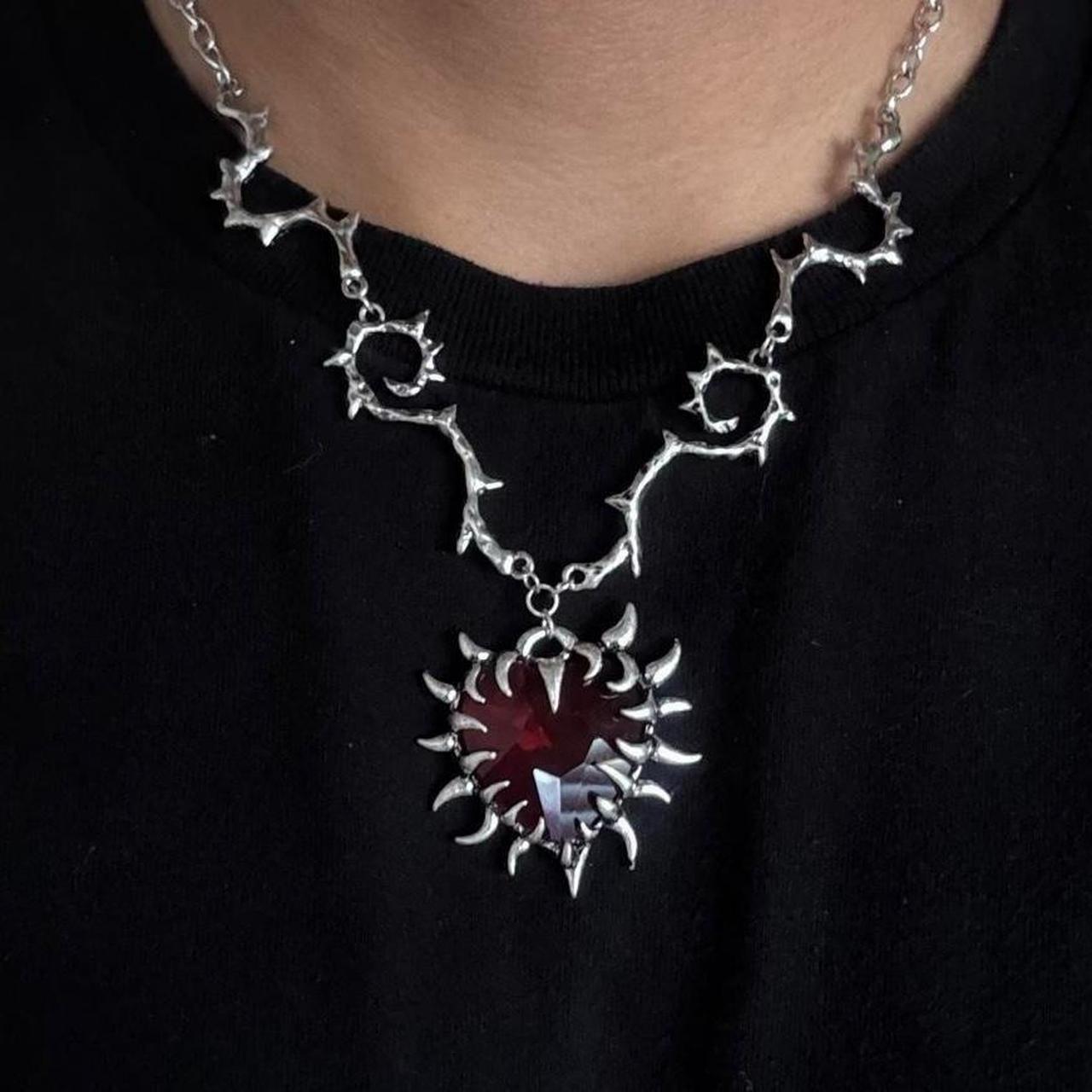 DAMNED HEARTS NECKLACE