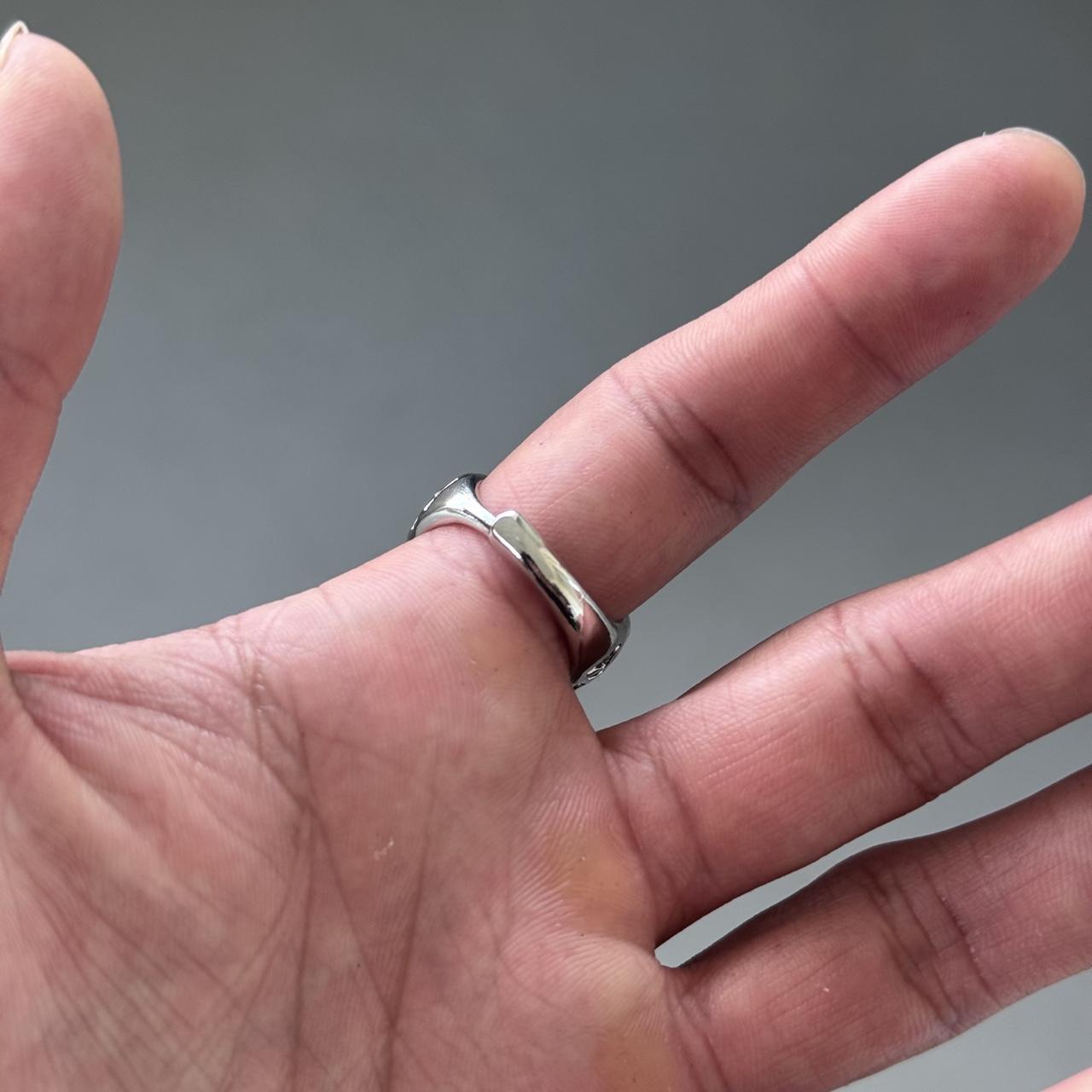 OVAL MIST RING