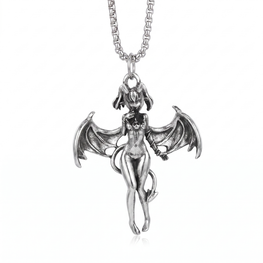 LADY WINGS NECKLACE